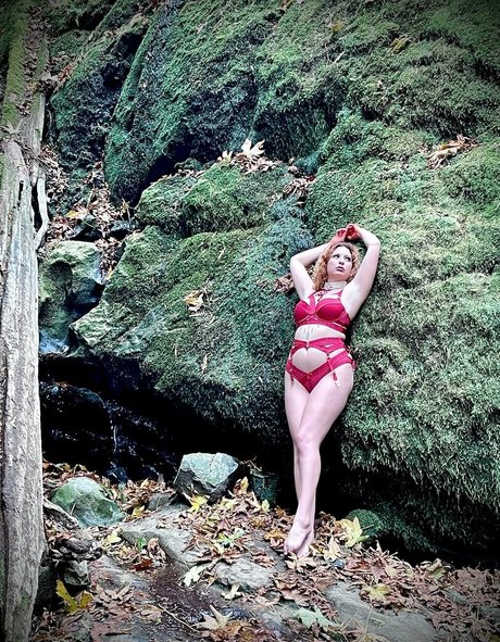 spicenovageektv star beautiful pics