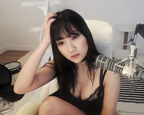 AriaSaki nudes pornstar img