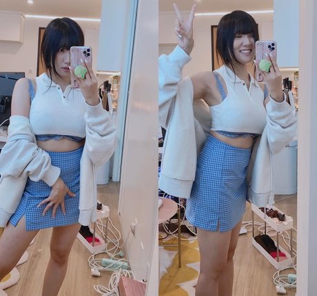 AriaSaki sexy actress images