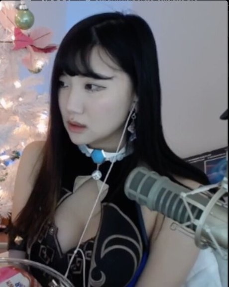 thick trans onlyfans sexy nude gallery