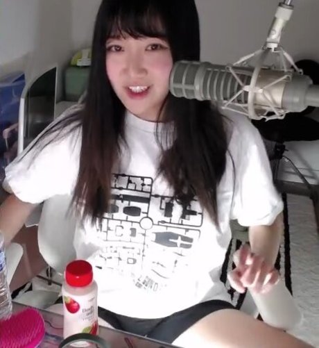 AriaSaki hd actress galleries