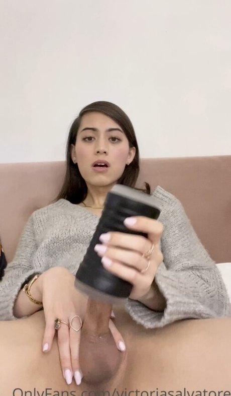 Victoria Salvatore star erotic photos
