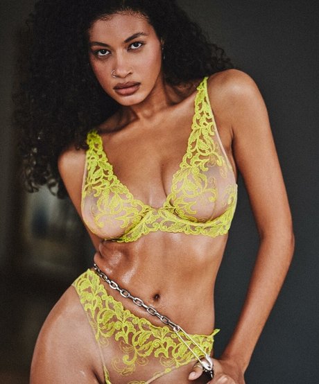 tanni no star nude archive