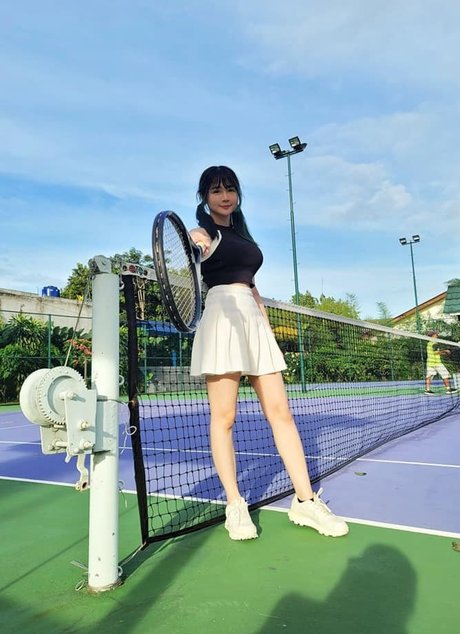 Clarissa Punipun top star pic