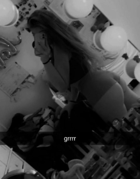 Elsuzannee star perfect picture