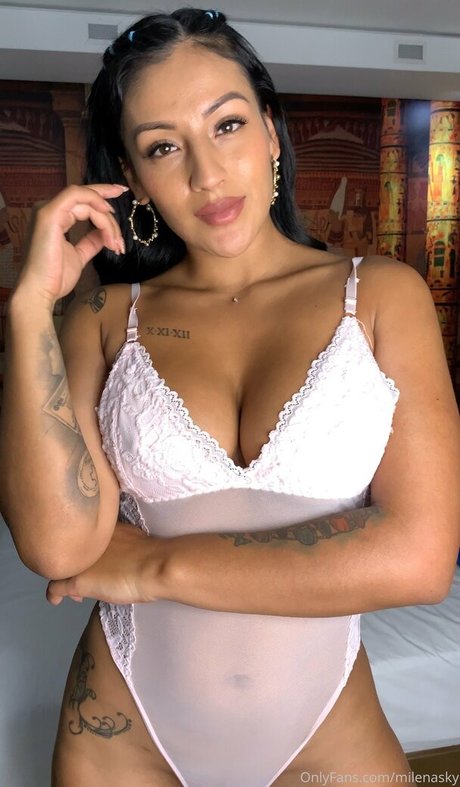 curvy anal onlyfans top photos