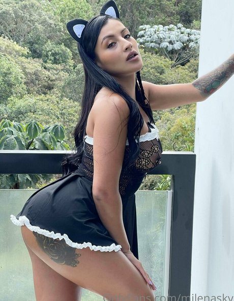 milenasky nude model pics