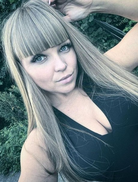 big tits lesbians onlyfans porno photos