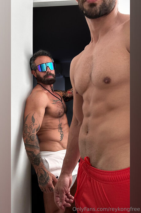 Reykongfree top model images