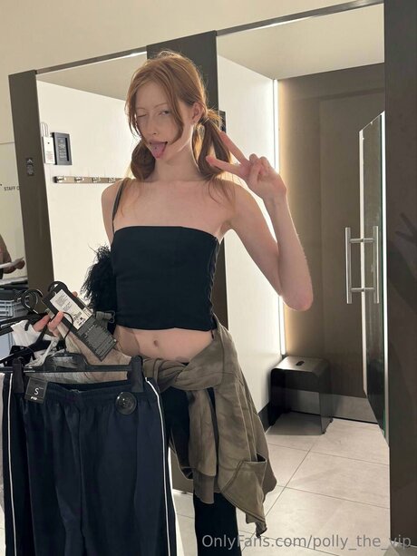 Polly The Vip naked actress pics