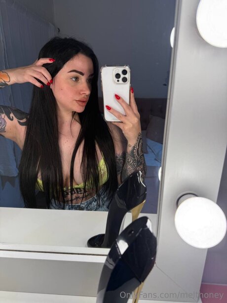 Melthoney nudes star gallery