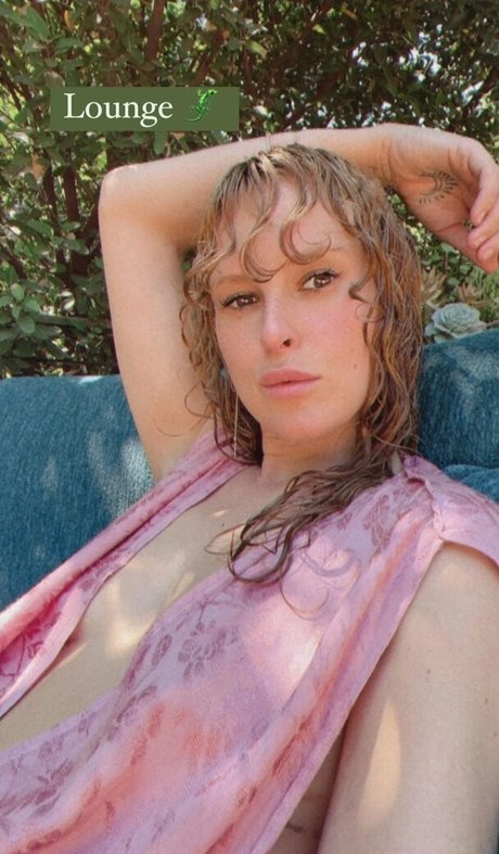 blonde milf big tits onlyfans porn pictures