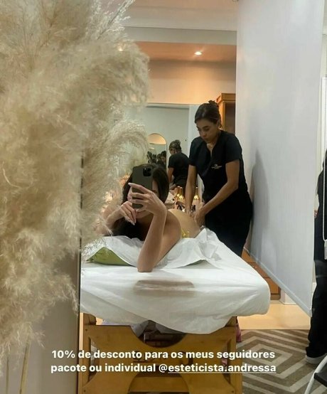 Anna Estrella model free image