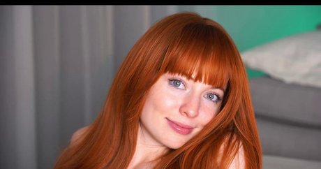 mona elisa pornstar sexy photo