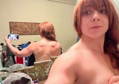 kitty bit games sexy actress image