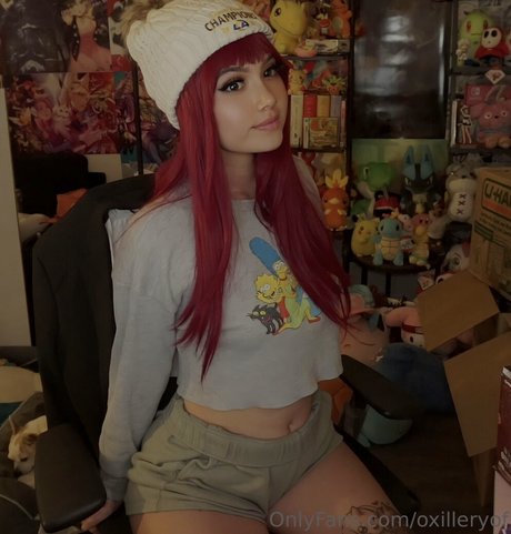 Oxillery sexy actress archive