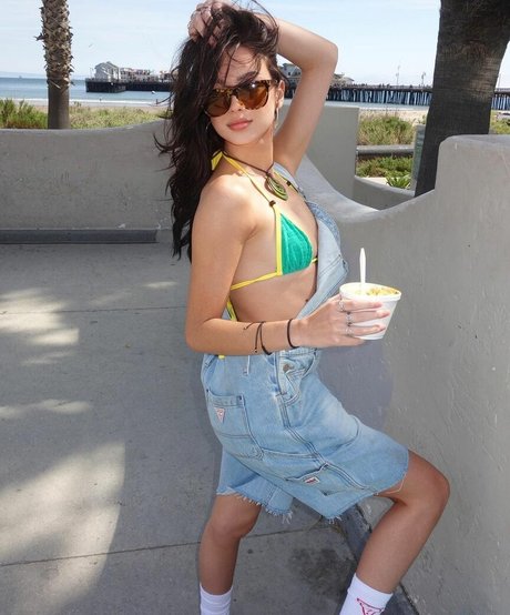 Mishka Chantal Silva hot actress galleries