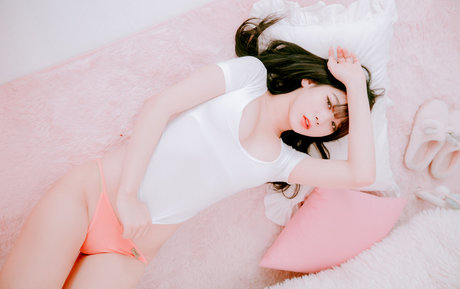 zia kwon model perfect picture