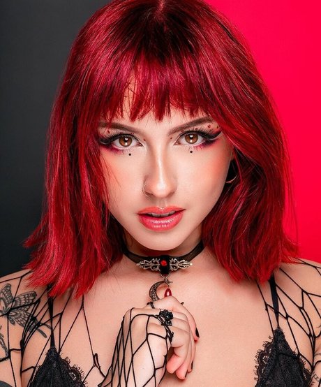 vana nz exclusive actress picture