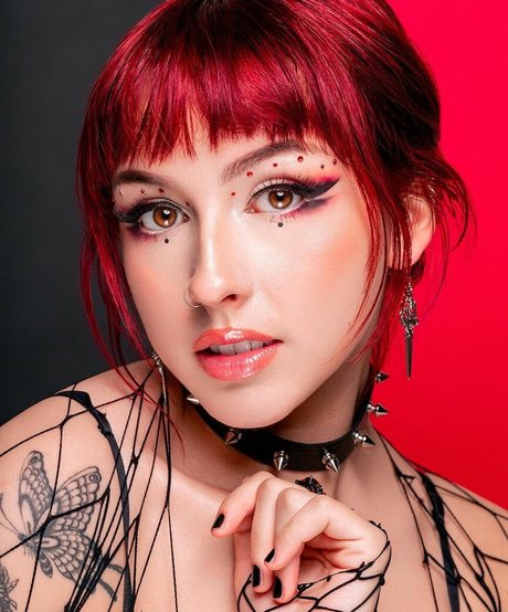 vana nz xxx pornstar photos