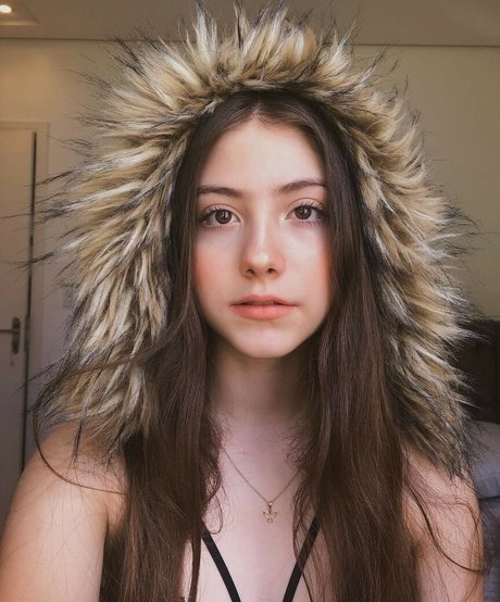 Sofia Espanha model erotic picture