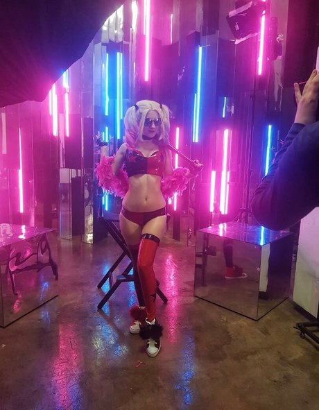 Ulichan erotic model gallery