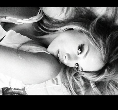 asian feet onlyfans adult photo