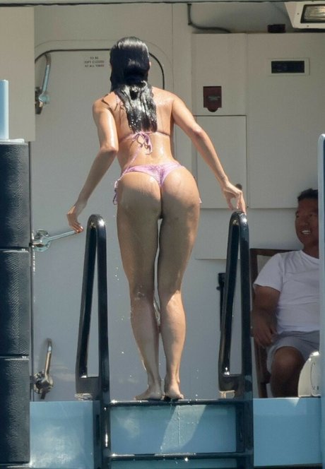 Eiza Gonzalez pornstar nudes picture