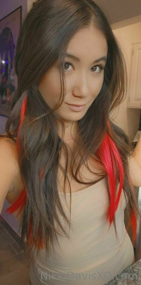 nikkidavisxo pornstar adult images