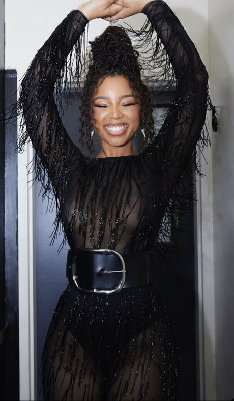 Chloe Bailey model naked pic