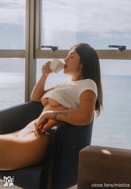 Misticatv Streamer Pubg model erotic images