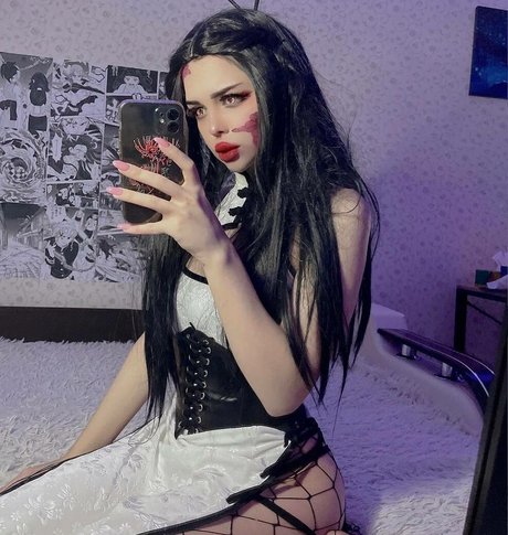 Lyraleiq pornstar sexy archive