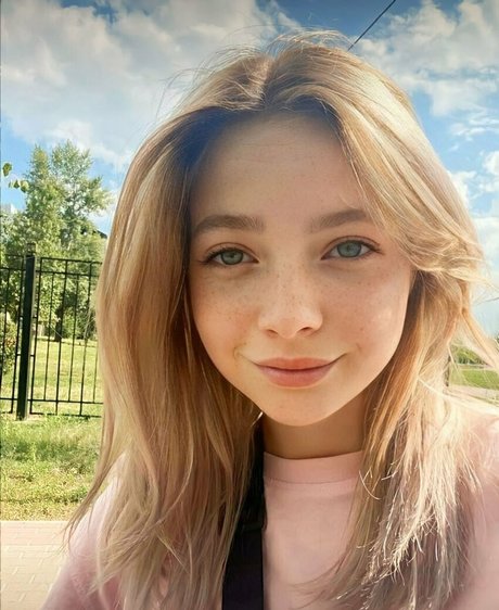 onlykrissty star sexy picture