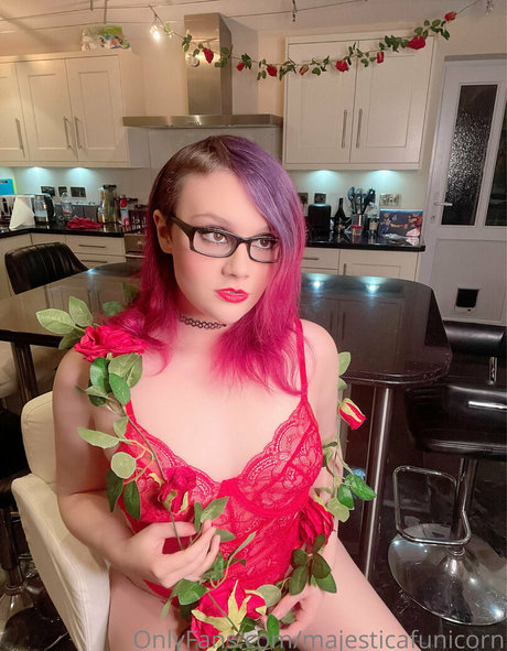 majesticafunicorn star hd img