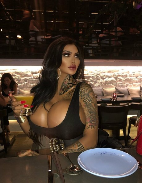 nude pregnant onlyfans porno images