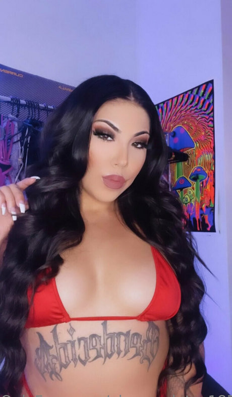 ohsoyoulotus187 nudes star galleries