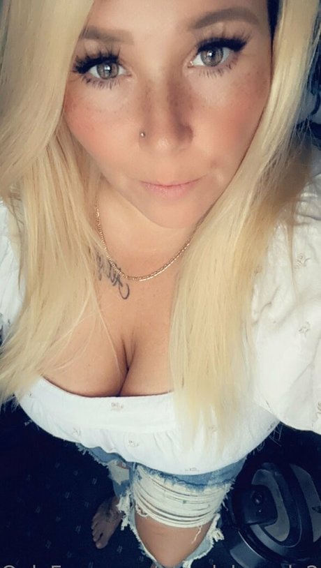 blondebrandy269 nude pornstar pic