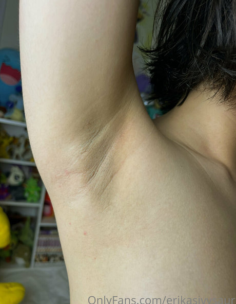 erikasvenusaur art actress photo