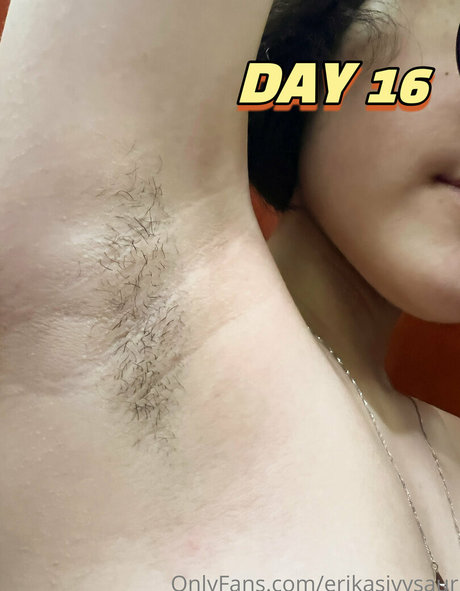 erikasvenusaur sexy pornstar photo