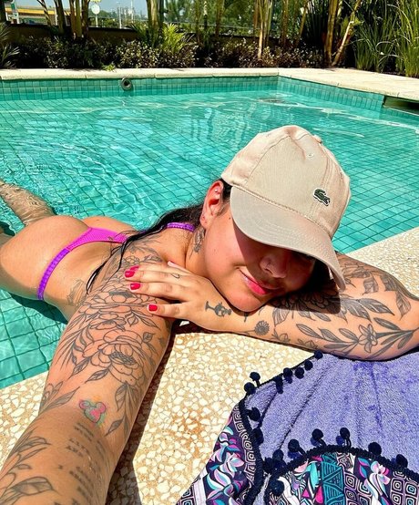 Lett Pereira model xxx pic