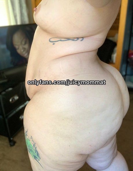 JuicymommaT sex model img