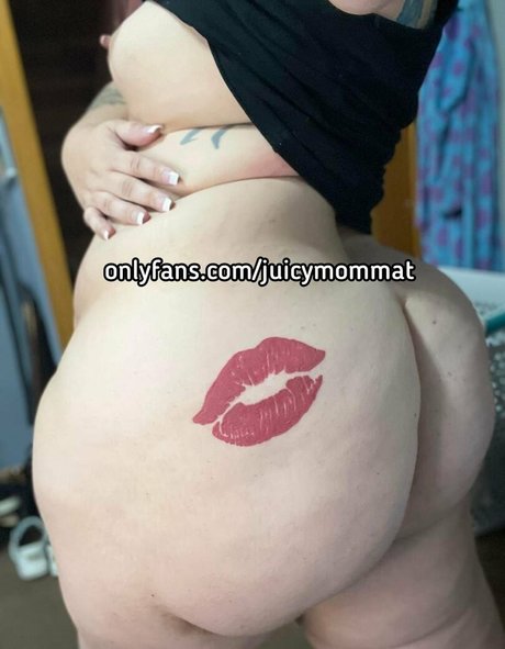 JuicymommaT star naked img