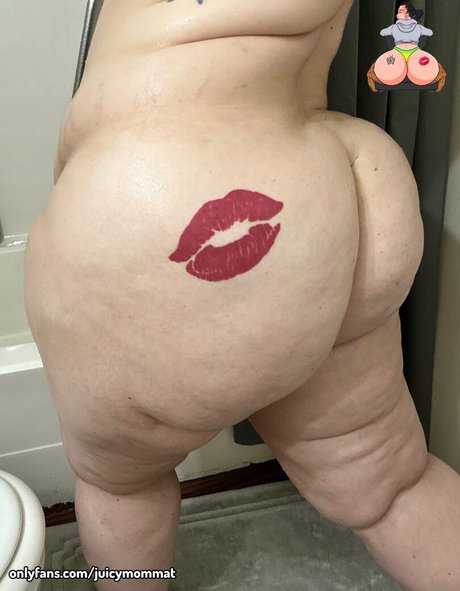 JuicymommaT model pics