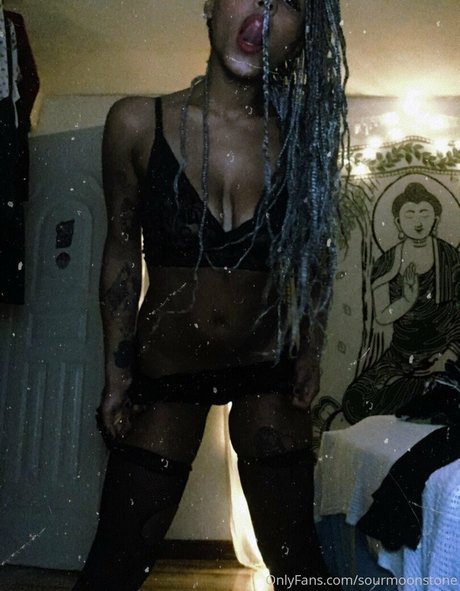 sourmoonstone pretty model photos