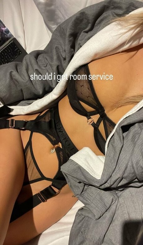 Kerri Gribble model nude image