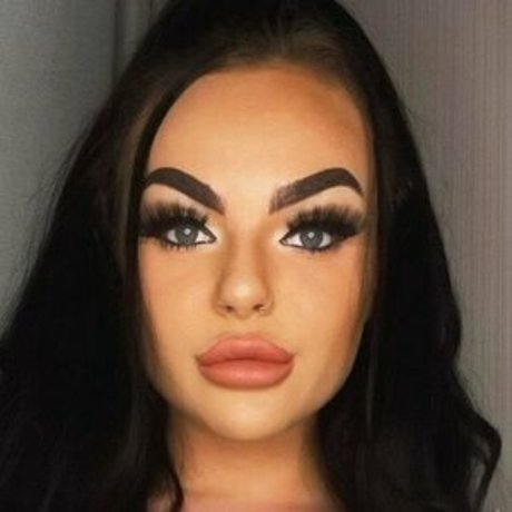 ameliaskye98 Photo Gallery