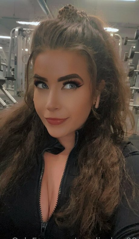 ameliaskye98 pornstar picture