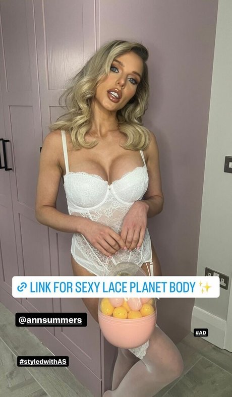 Helen Flanagan star pretty archive