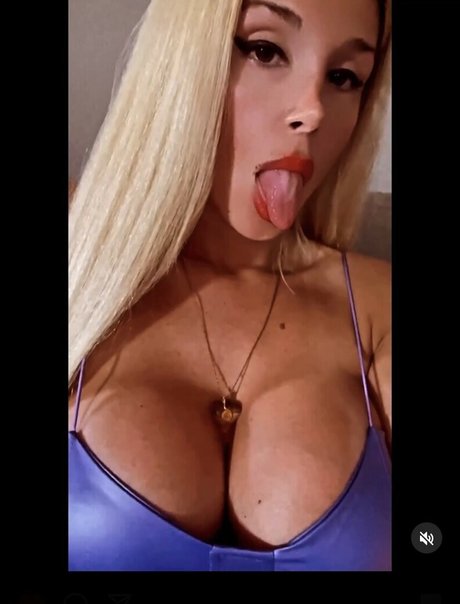 Aniita Muhlemann pretty actress photo