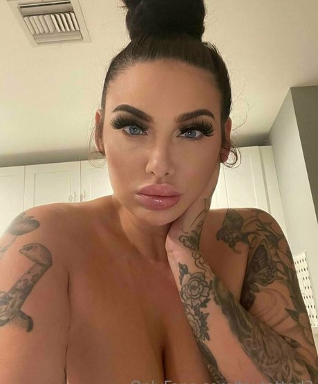 taytatted2 pretty pornstar image